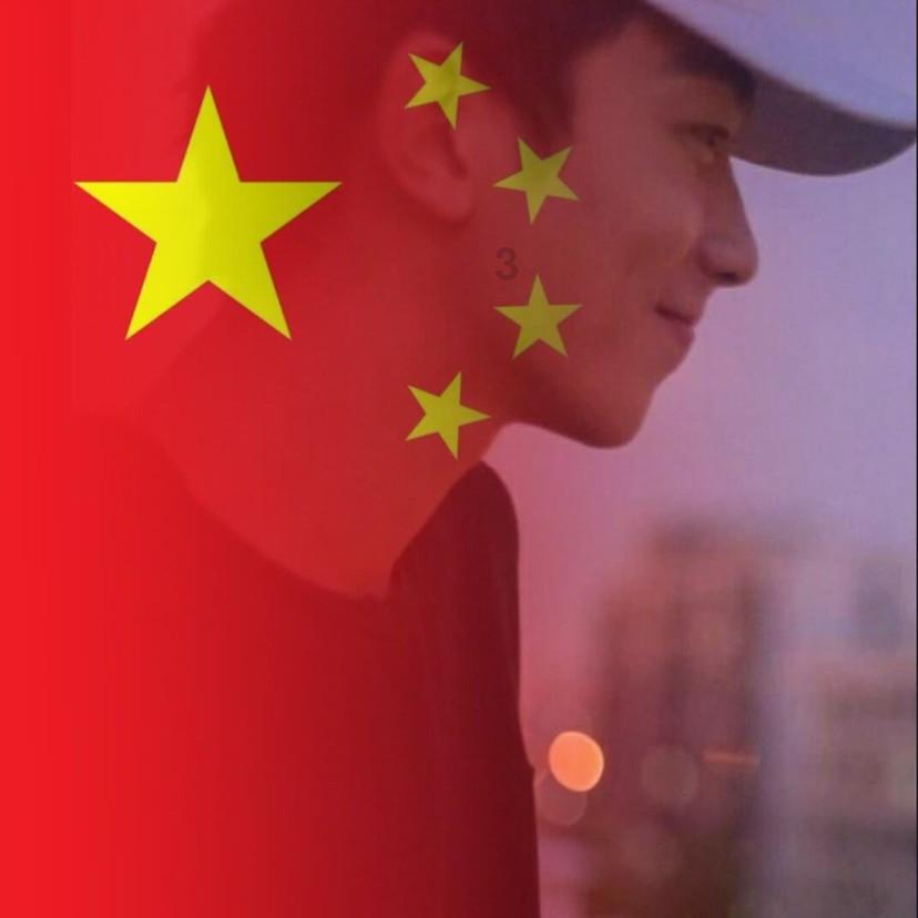 北京香山一带下雪